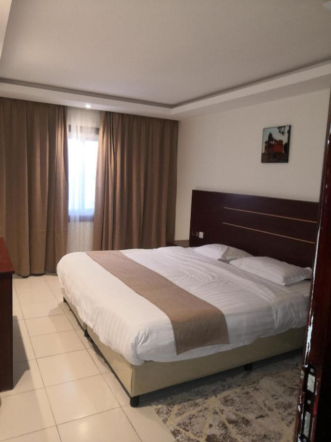 فندق المربع Hotell Riyadh Exteriör bild